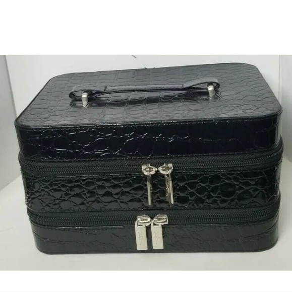 YBF Your Best Friend EMPOWER YOUR beYOUty Makeup Set with Case - Picture 9 of 12